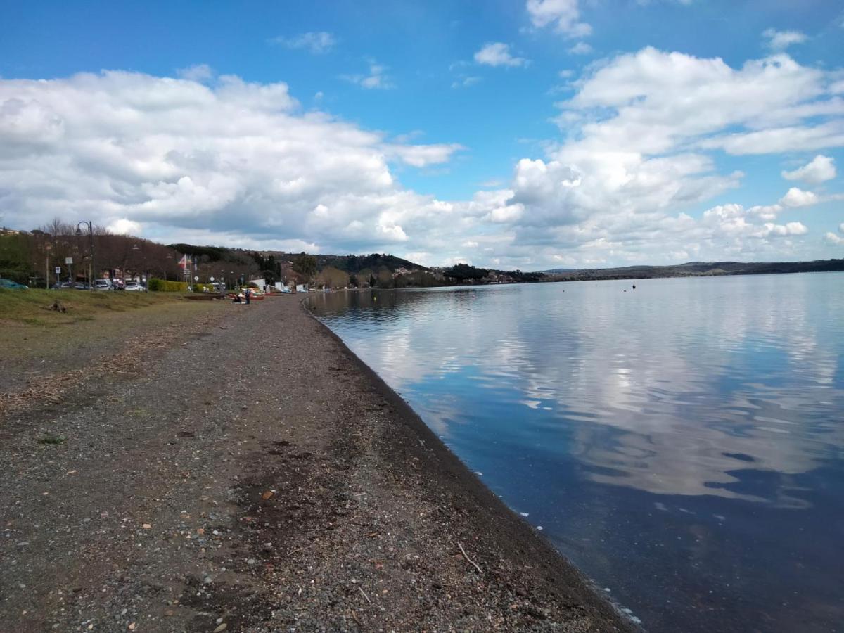 Sguardo Sul Lago ترفيجنانو رومانو المظهر الخارجي الصورة