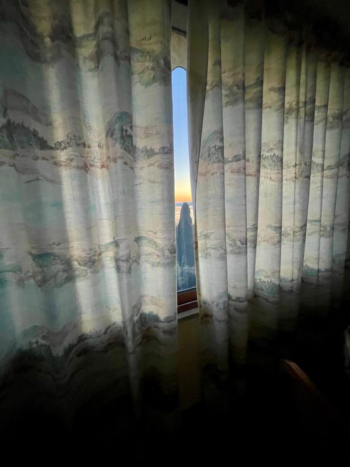 Sguardo Sul Lago ترفيجنانو رومانو المظهر الخارجي الصورة