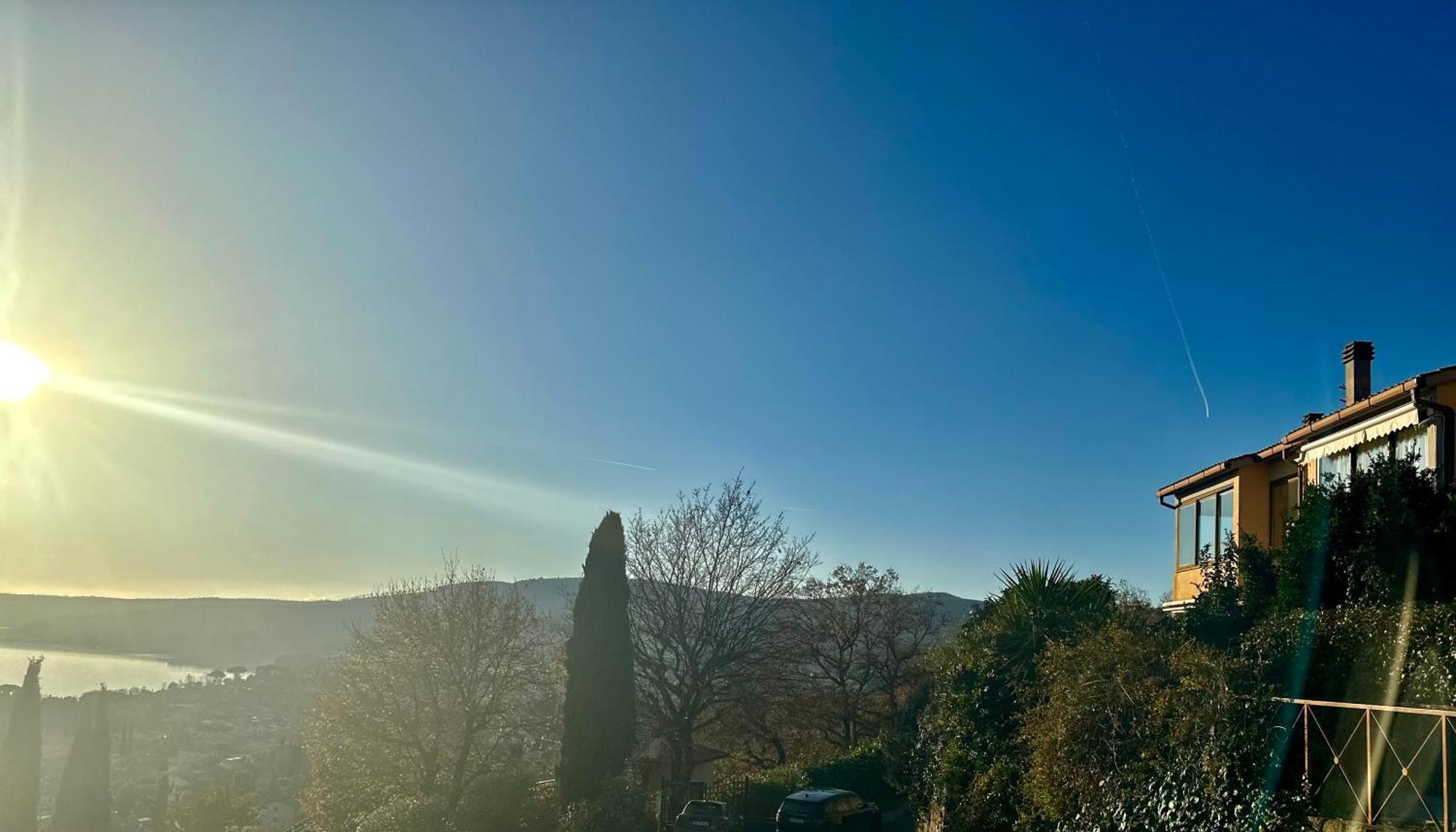 Sguardo Sul Lago ترفيجنانو رومانو المظهر الخارجي الصورة