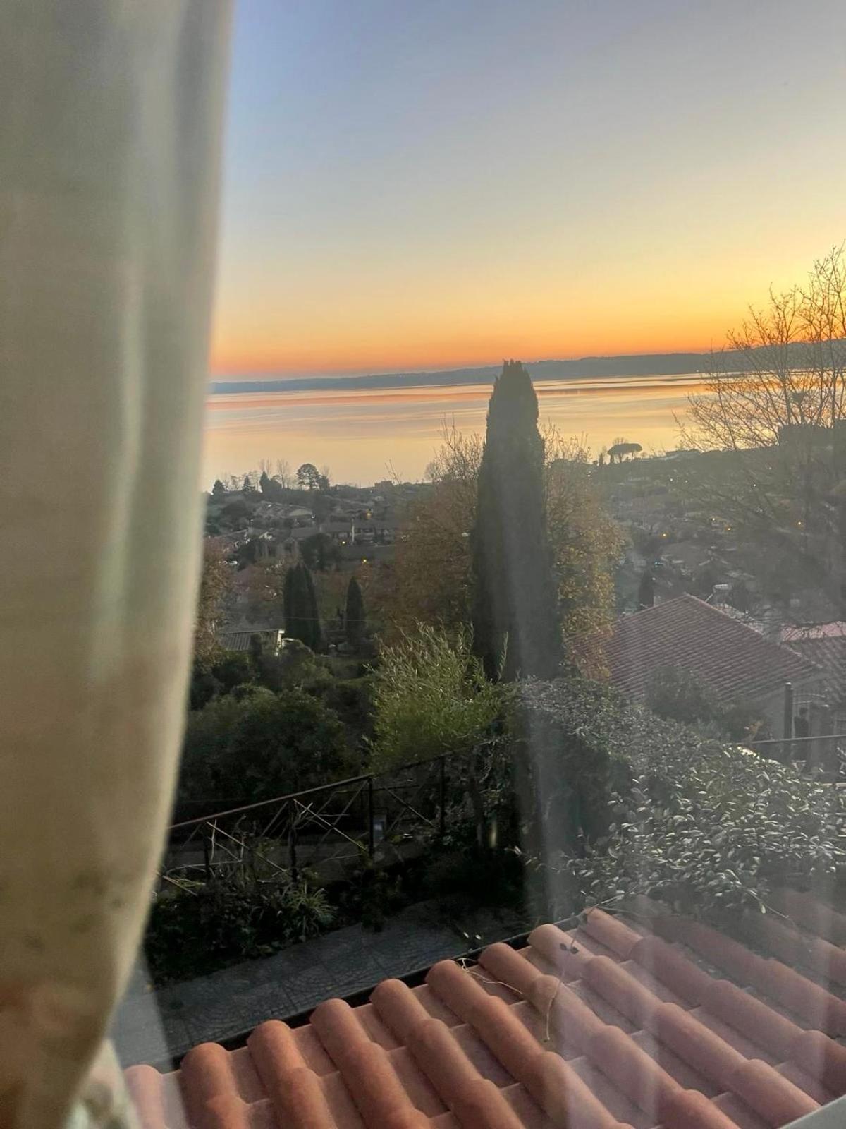 Sguardo Sul Lago ترفيجنانو رومانو المظهر الخارجي الصورة