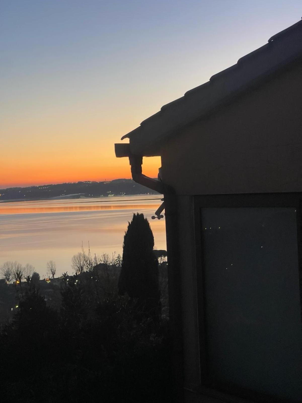 Sguardo Sul Lago ترفيجنانو رومانو المظهر الخارجي الصورة